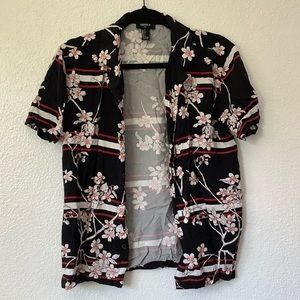 🌺 3/25$ Cherry Blossom Button Down 🌺